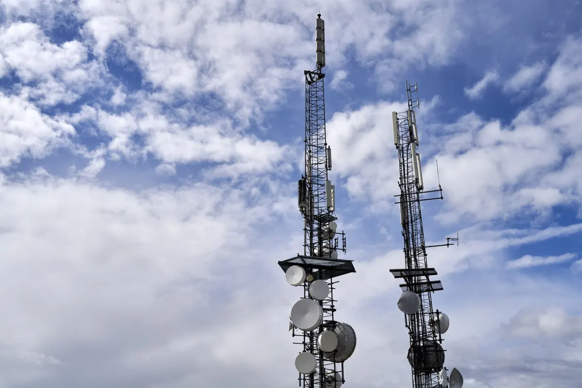 Wi-Fi 6 vs Wi-Fi 7: Key Differences and Which One You Actually Need